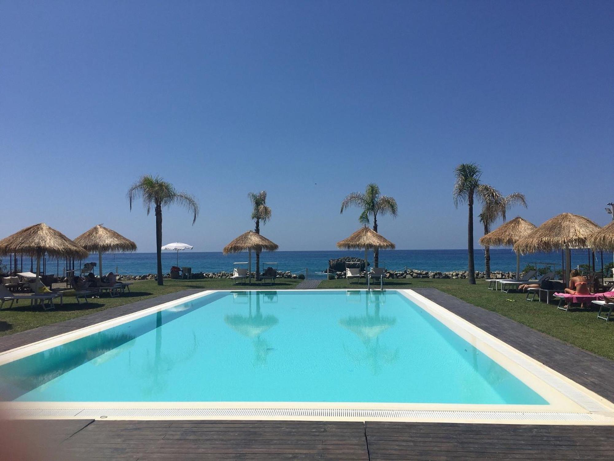 Borgo Di Riaci Beach Resort Santa Domenica  Εξωτερικό φωτογραφία